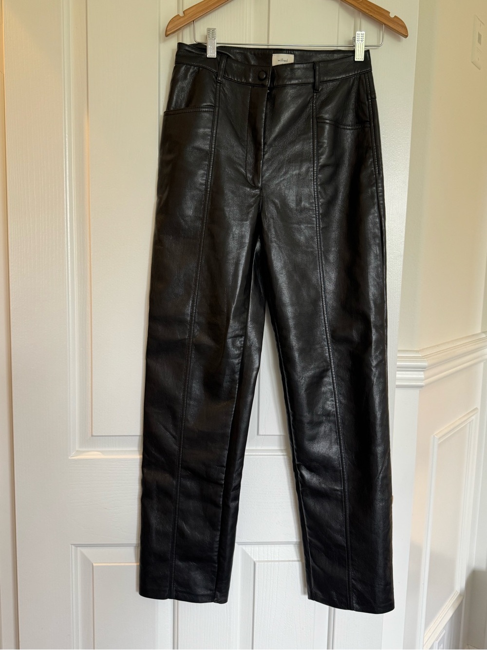 Aritzia Wilfred Rebel Pants Japanese Vegan Leather 8 Black High-waisted preowned - Picture 3 of 15